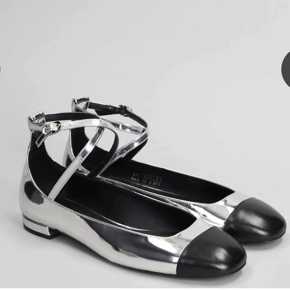 Stuart Weitzman Eden Strappy Ballet Flats in Black and Silver NWT